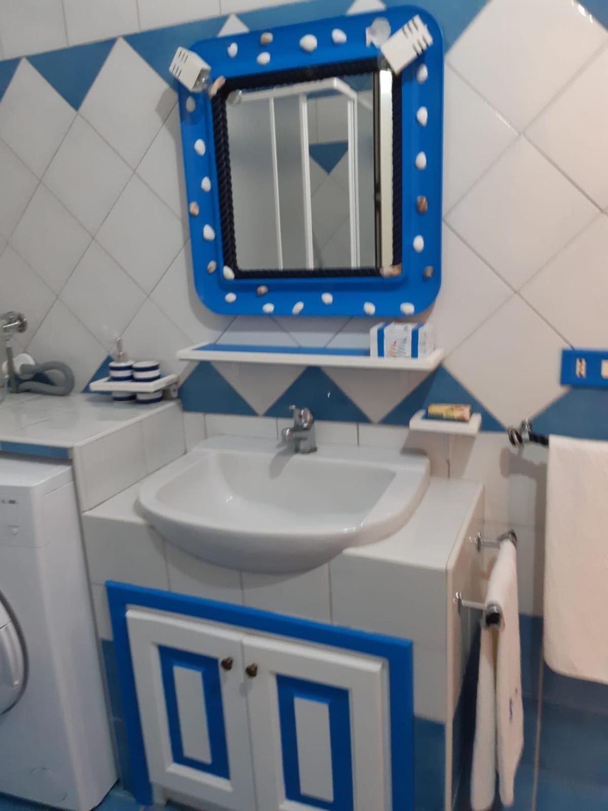 I Mosaici 兰佩杜萨 外观 照片